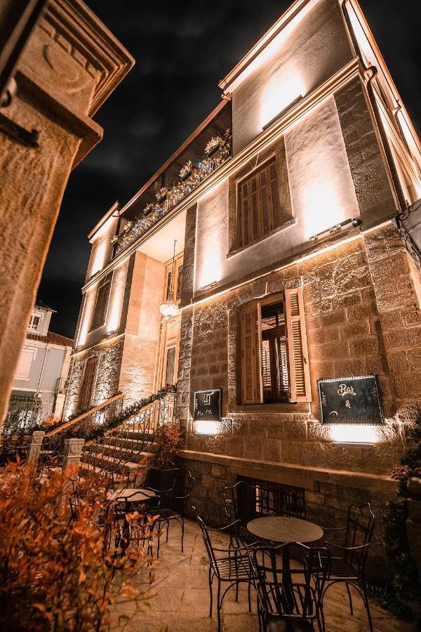 Vila Ekrem Korce Luaran gambar