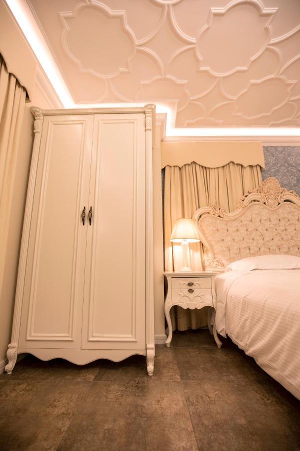 Vila Ekrem Korce Luaran gambar
