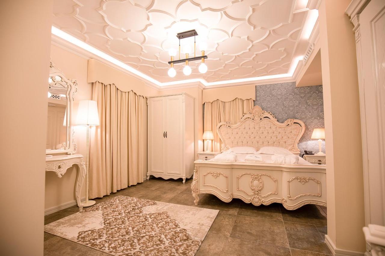Vila Ekrem Korce Luaran gambar